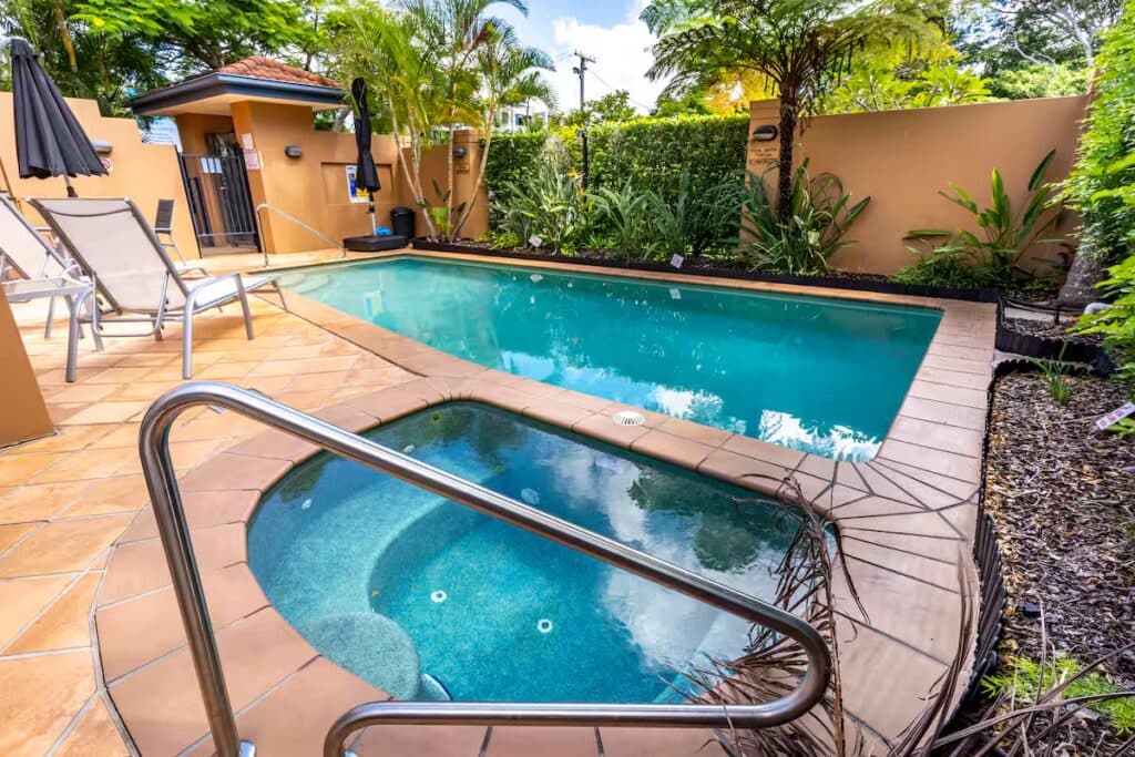 Comfy Apt w/Pool, BBQ, Close to the Beach/Cafes - Image 4