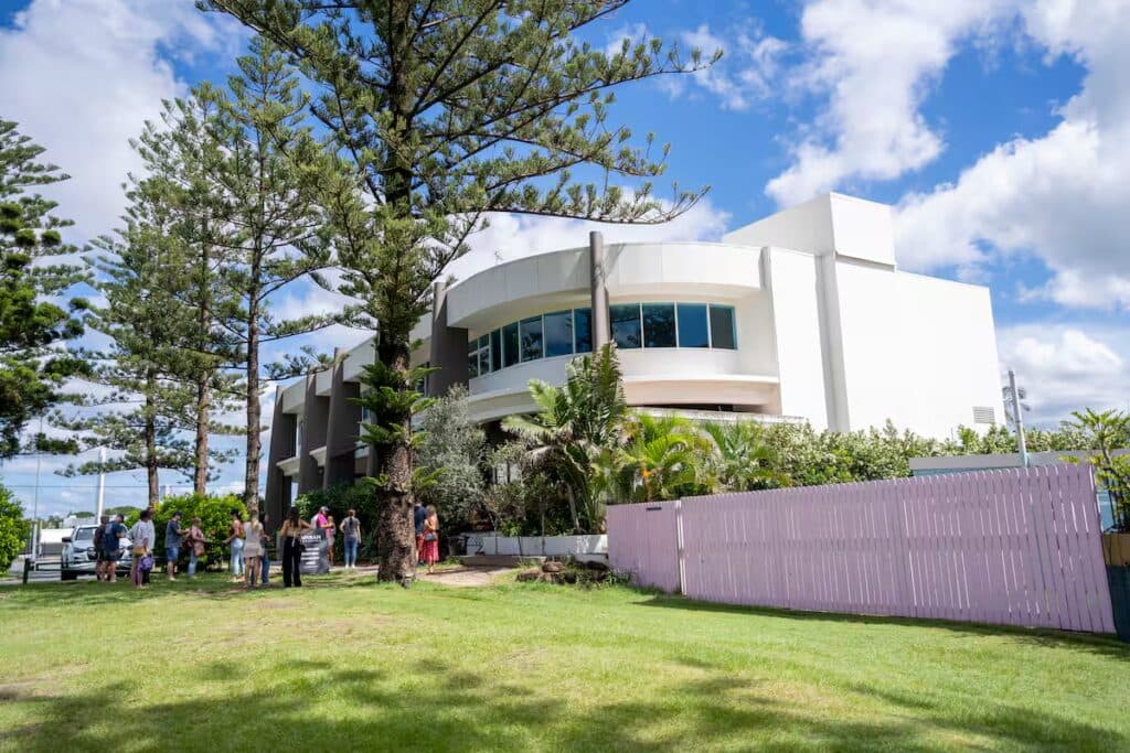 Comfy Apt w/Pool, BBQ, Close to the Beach/Cafes - Image 6