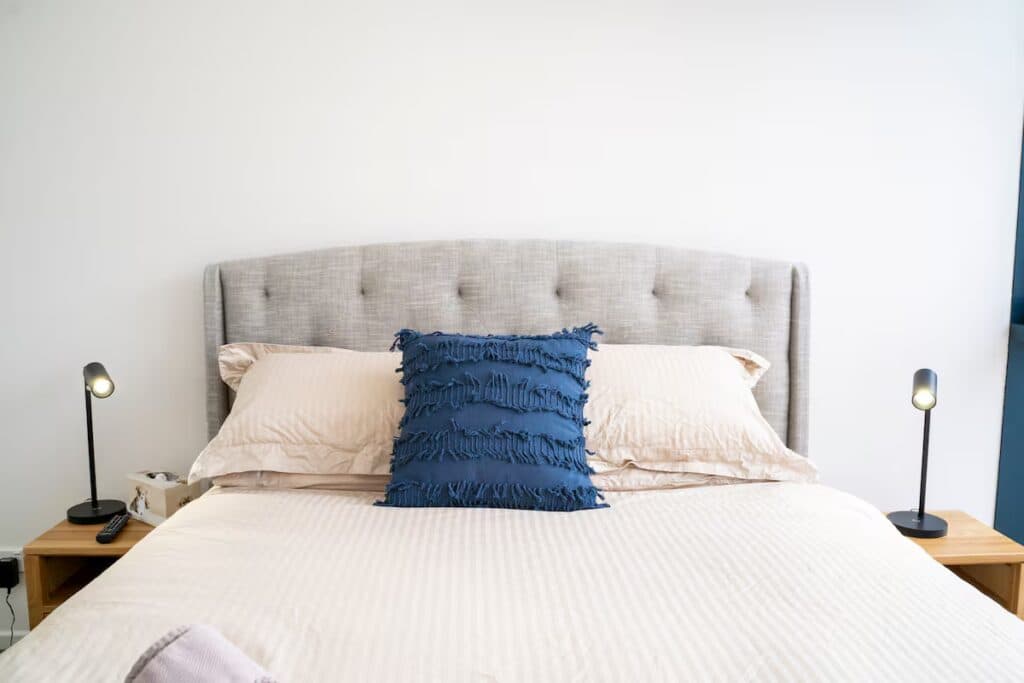 Fantastic Ocean & River Views! Pool, Gym & Sauna - Image 10