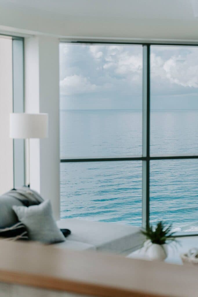 Panoramic Ocean Views + Fantastic Facilities - Image 10