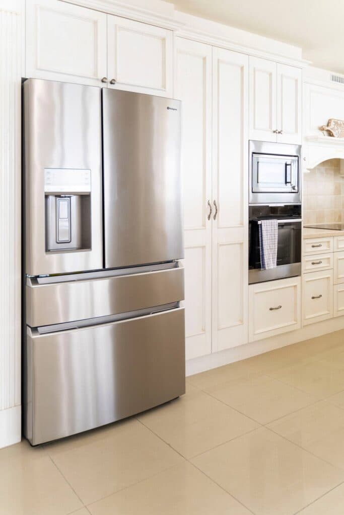 Panoramic Ocean Views + Fantastic Facilities - Image 7