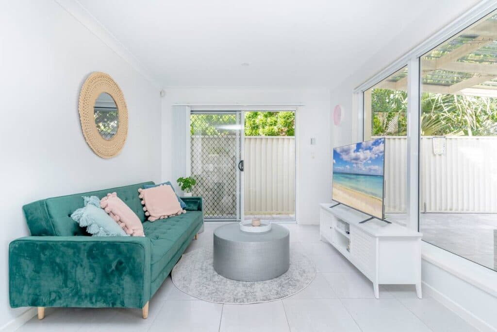 Your Perfect Getaway! Chic House with Private Pool - Image 2